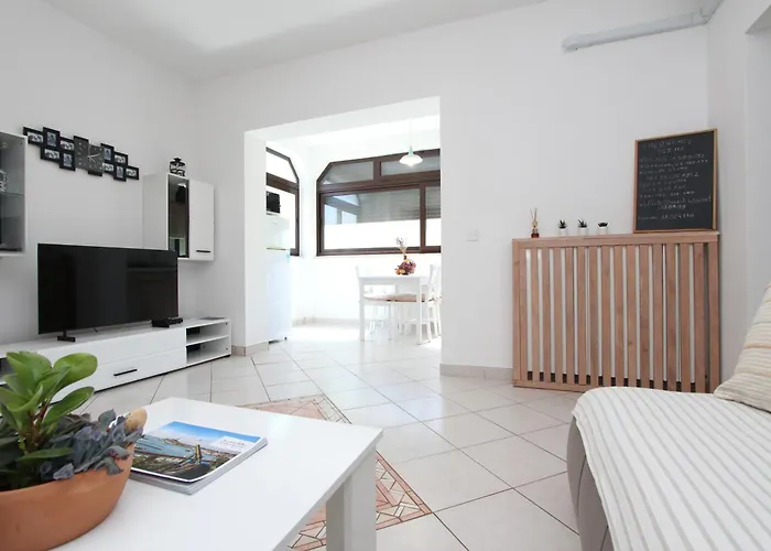 Apartments Rozi