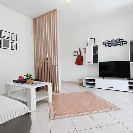 Apartments Rozi Rovinj Exterior photo