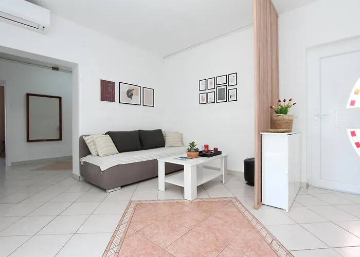 Apartments Rozi