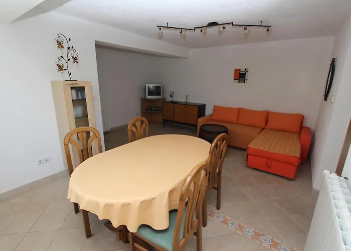 Apartments Rozi